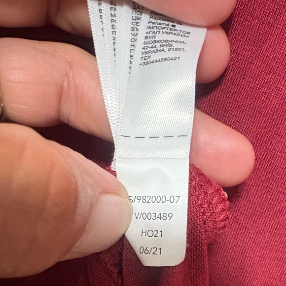 Athleta Elegant Red Women's Large Top - Picture 5 of 5